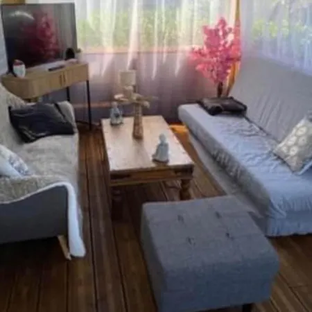 L Eden Kamp alanı Hyères